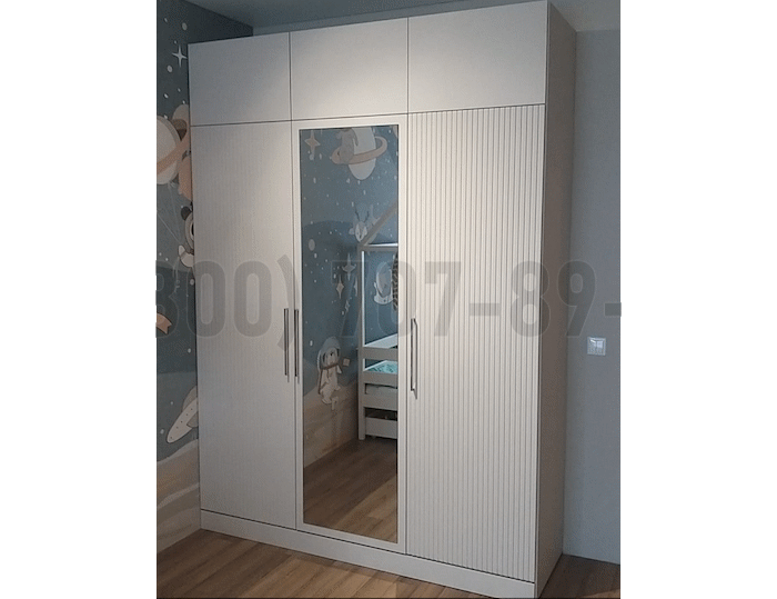 Шкаф в американском стиле в Дубне